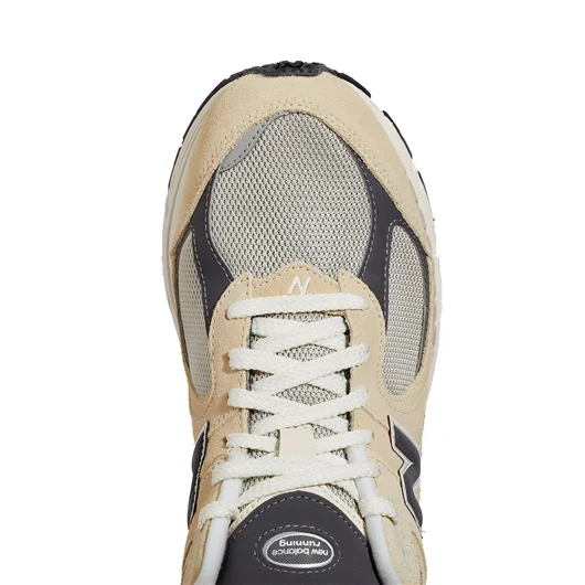 NEW BALANCE SNEAKER 2002 RFA Offerta