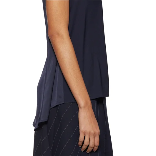 HIGH USE T-SHIRT IN JERSEY STRETCH Economico