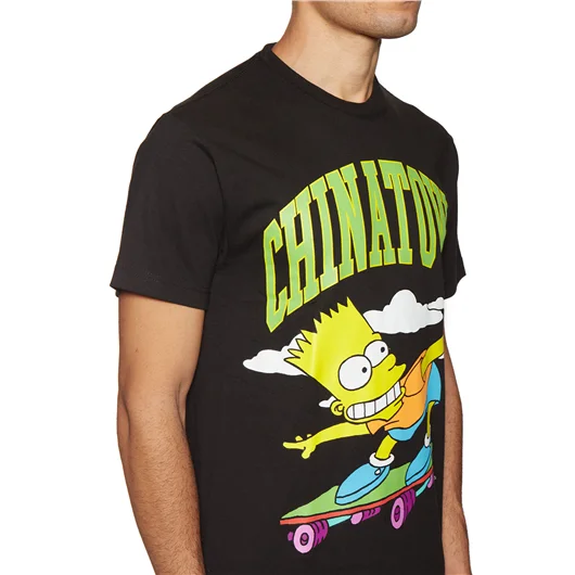 CHINATOWN MARKET T-SHIRT COWABUNGA Offerta esclusiva