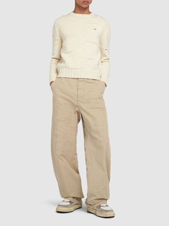 Luisaviaroma Pantaloni chino oversize in cotone distressed Offerte speciali