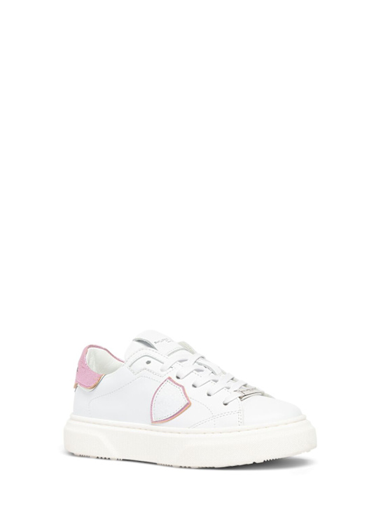 Luisaviaroma Sneakers in pelle Offerta