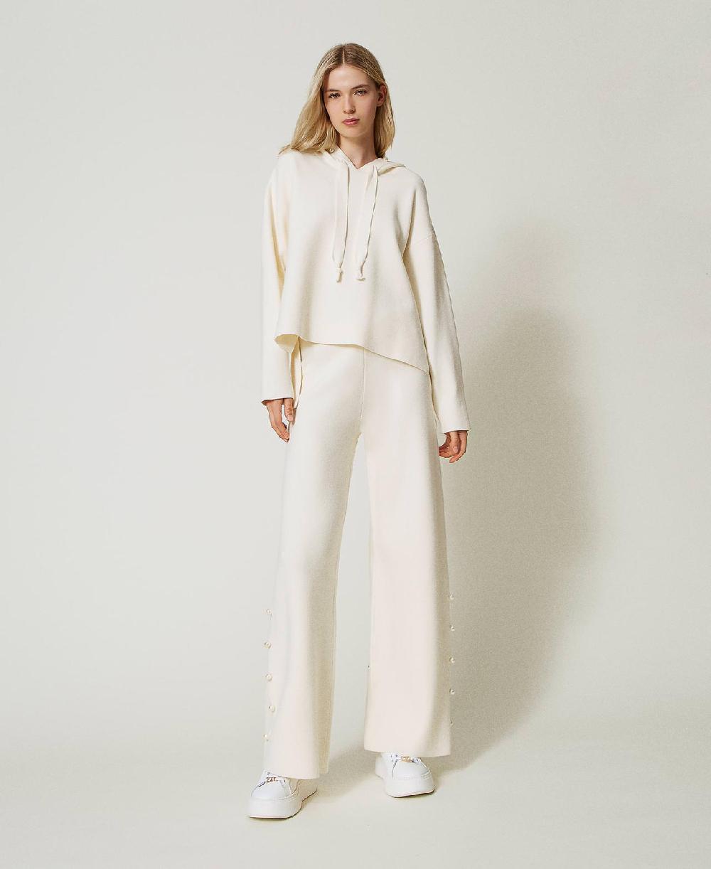 Scee by twin set Pantaloni wide leg in maglia con perle Novità