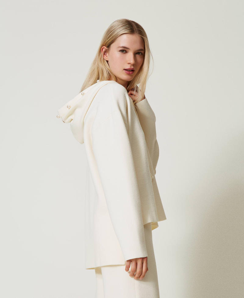 Scee by twin set Maglia con cappuccio e perle Presa
