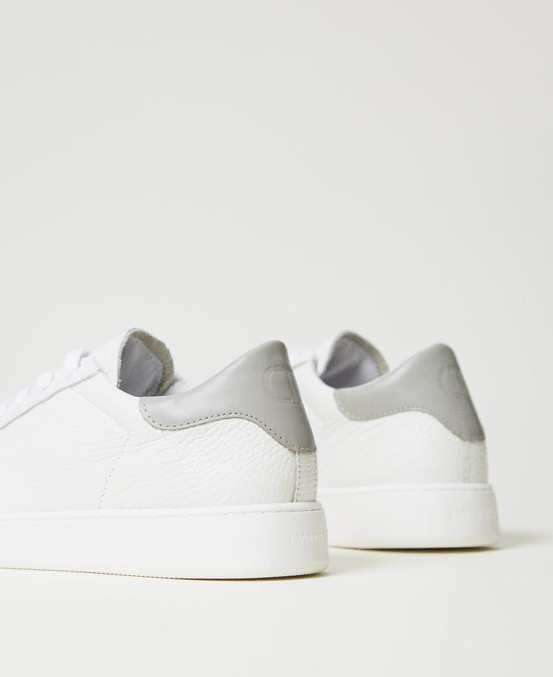 Scee by twin set Sneakers in pelle con Oval T Enormi risparmi
