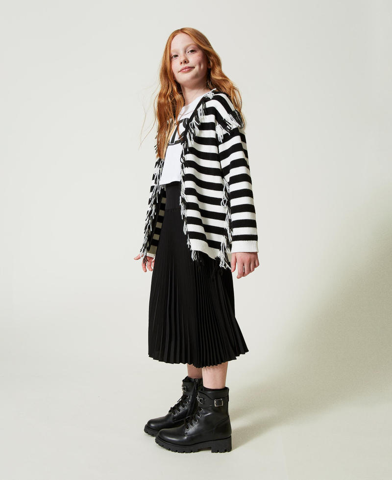Scee by twin set Maxi cardigan in maglia a righe con frange 2025