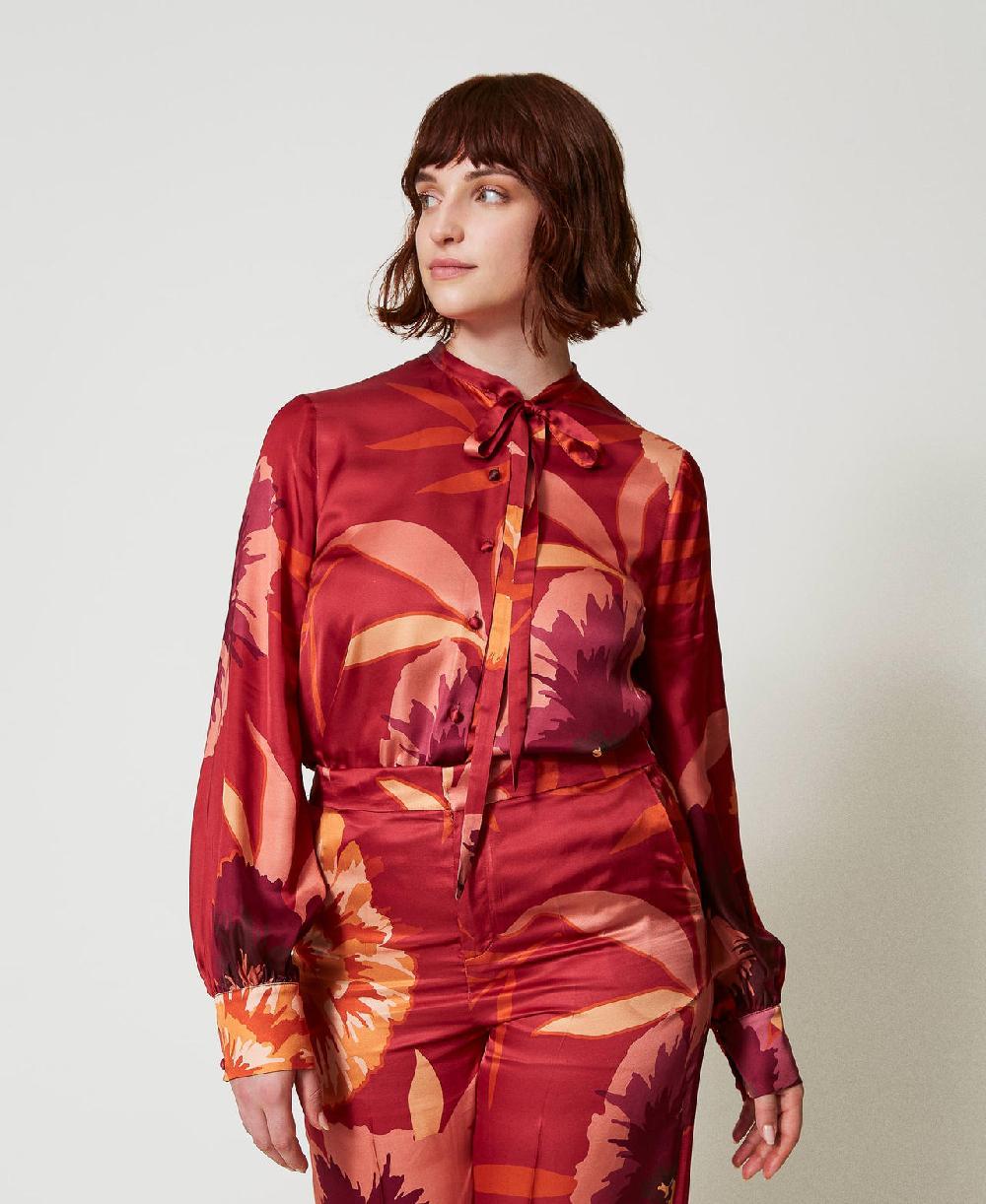 Scee by twin set Camicia in raso a fiori Prezzo basso