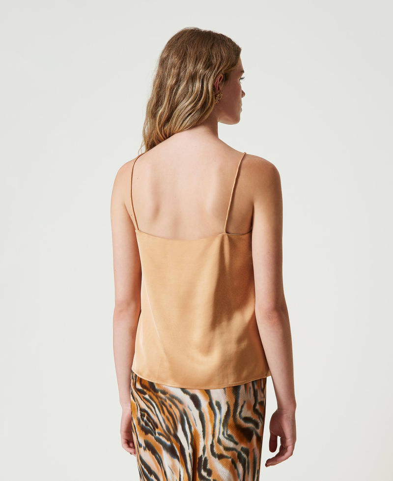 Scee by twin set Top in raso con scollo dritto Officina