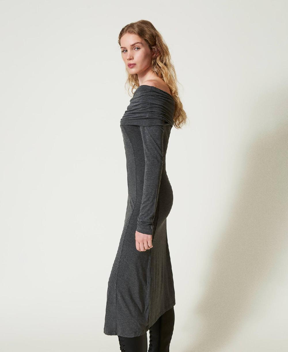 Scee by twin set Abito longuette in jersey con ricamo logo Vendite stagionali