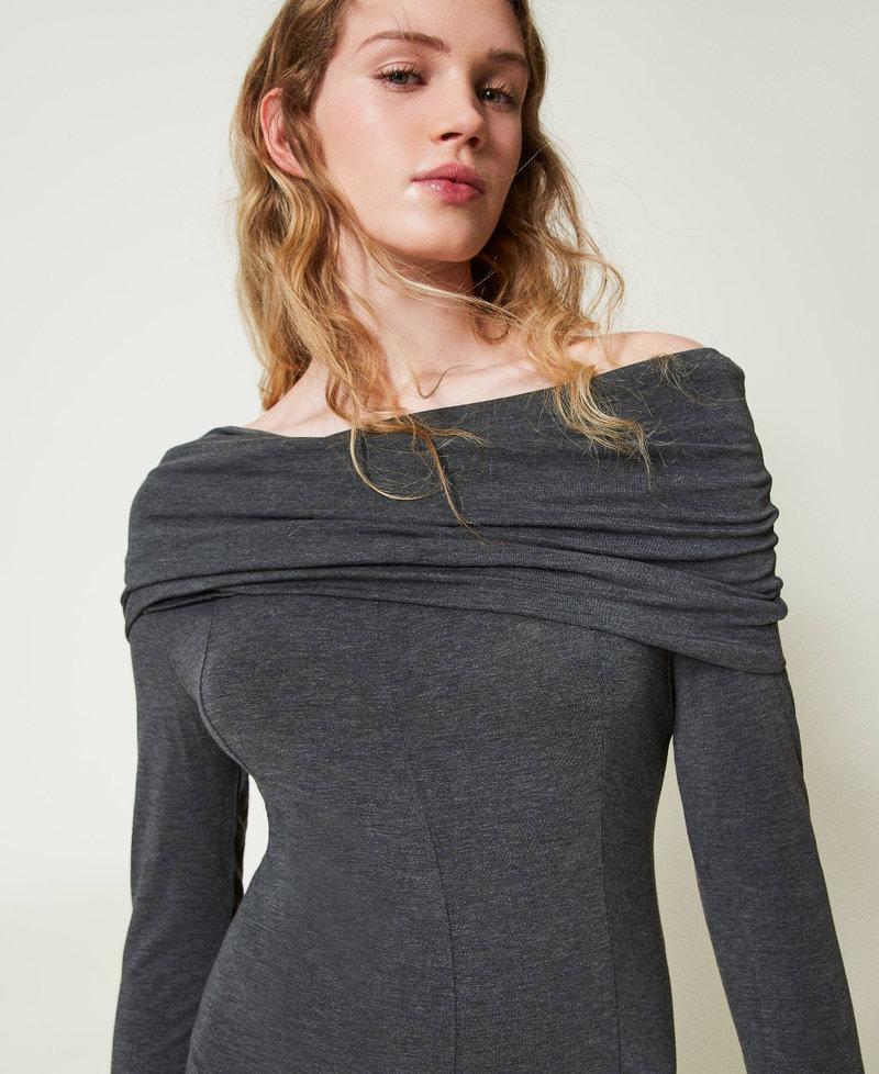 Scee by twin set Abito longuette in jersey con ricamo logo Vendite stagionali