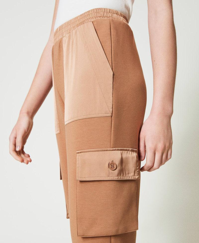 Scee by twin set Pantaloni cargo in tessuto scuba e raso Offerta natalizia