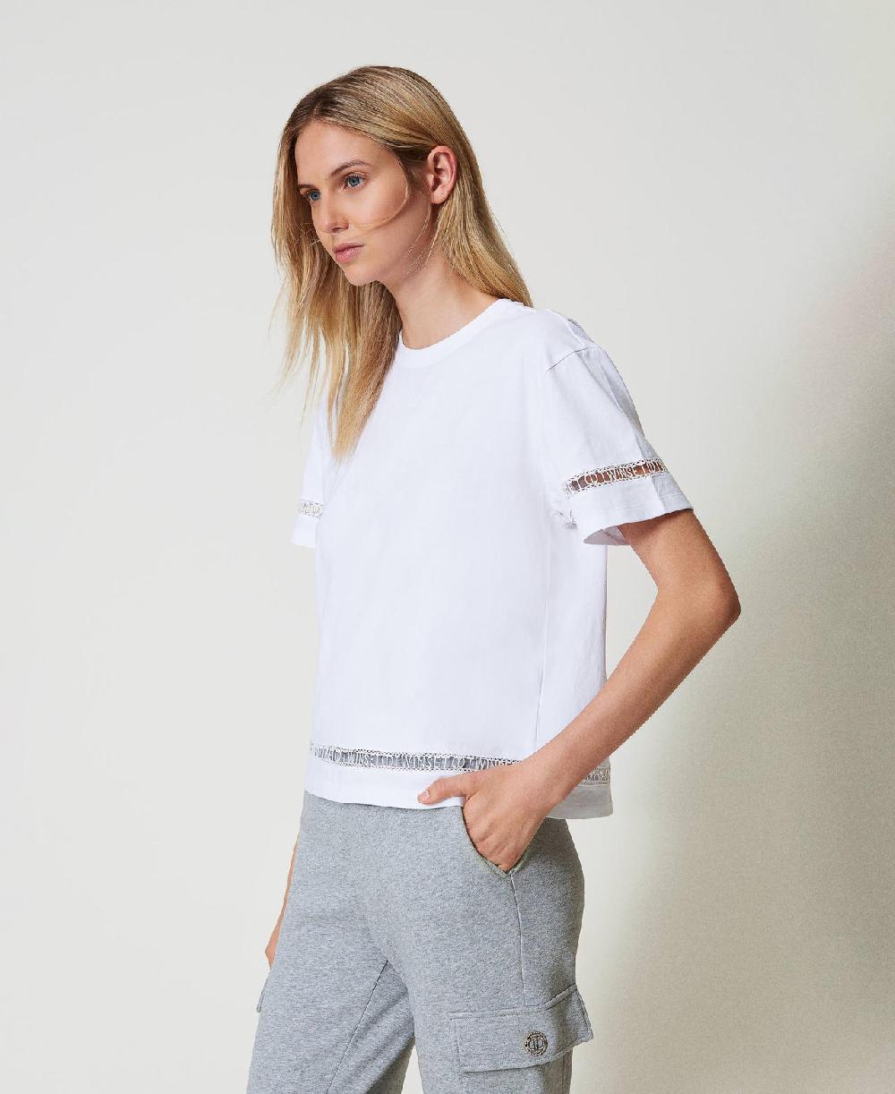 Scee by twin set T-shirt regular con logo ricamato Qualità