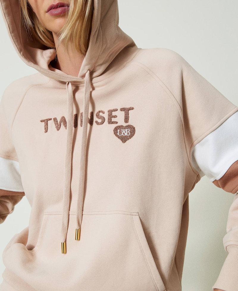Scee by twin set Felpa con cappuccio e pantaloni a palazzo Sconto