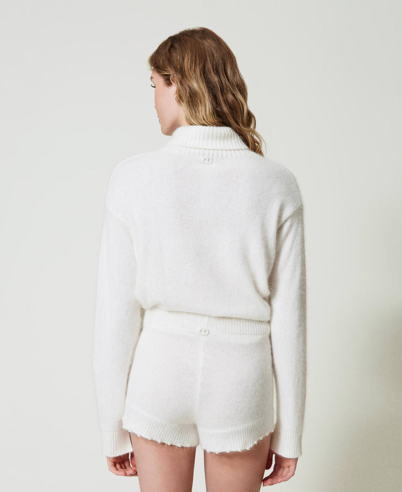 Scee by twin set Shorts in maglia misto angora con perle Offerta