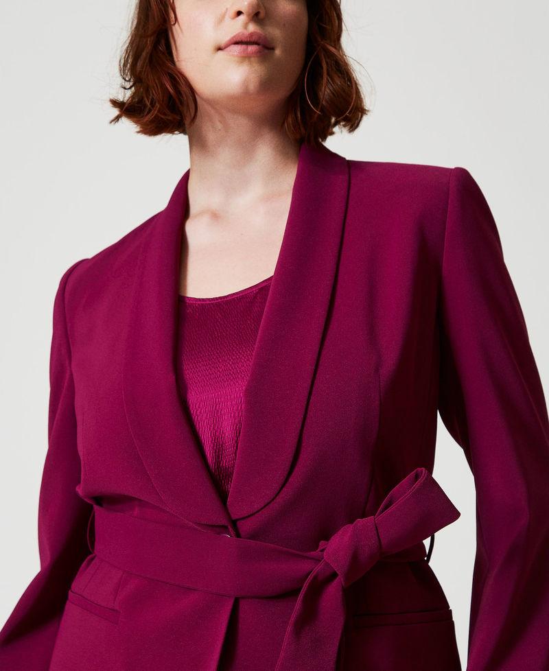 Scee by twin set Giacca blazer con cintura e catena Oval T Offerta Pasqua