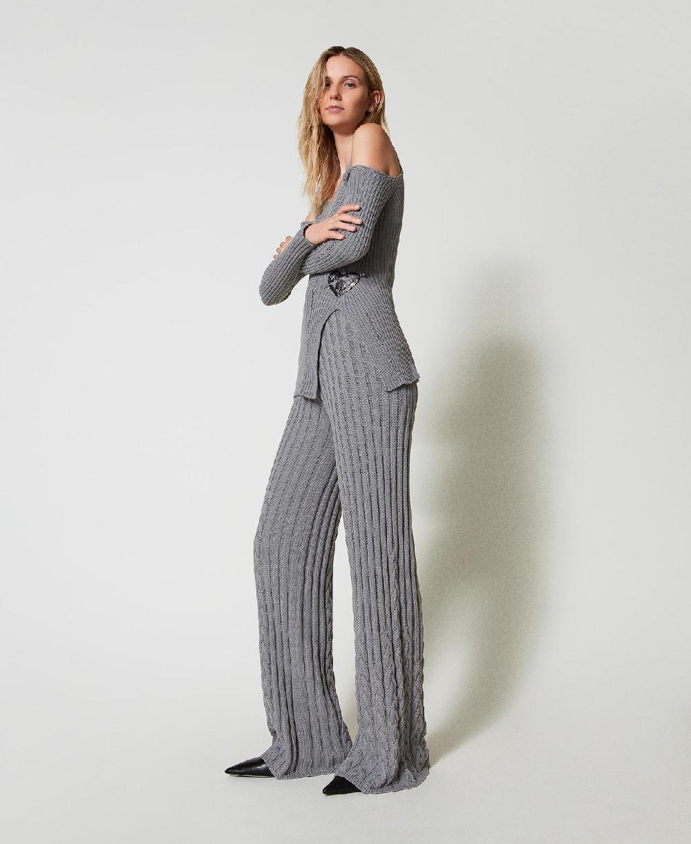Scee by twin set Pantaloni flare in filato Treeblend con trecce Fino al 60% di sconto