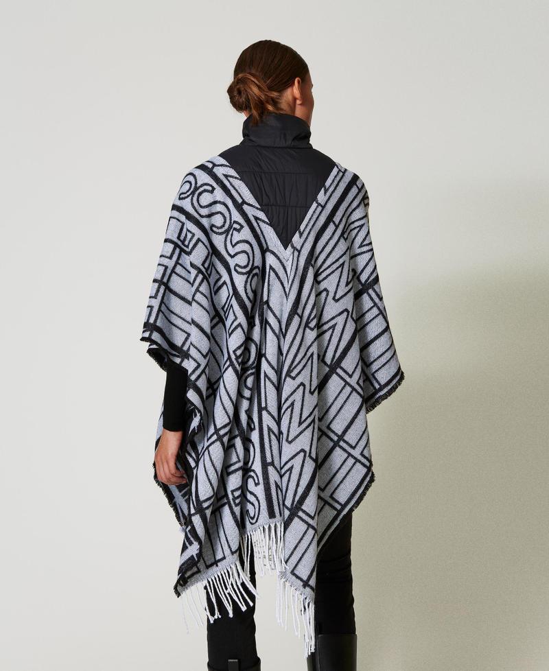 Scee by twin set Poncho jacquard con logo Offerta