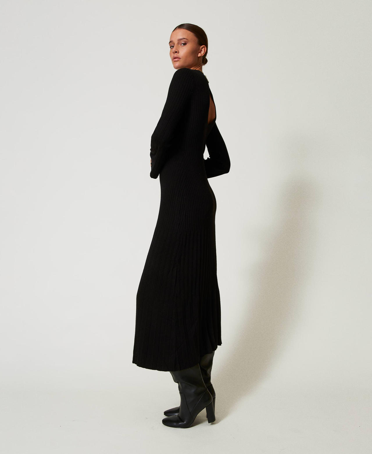 Scee by twin set Abito lungo in maglia a coste con apertura Cyber Monday