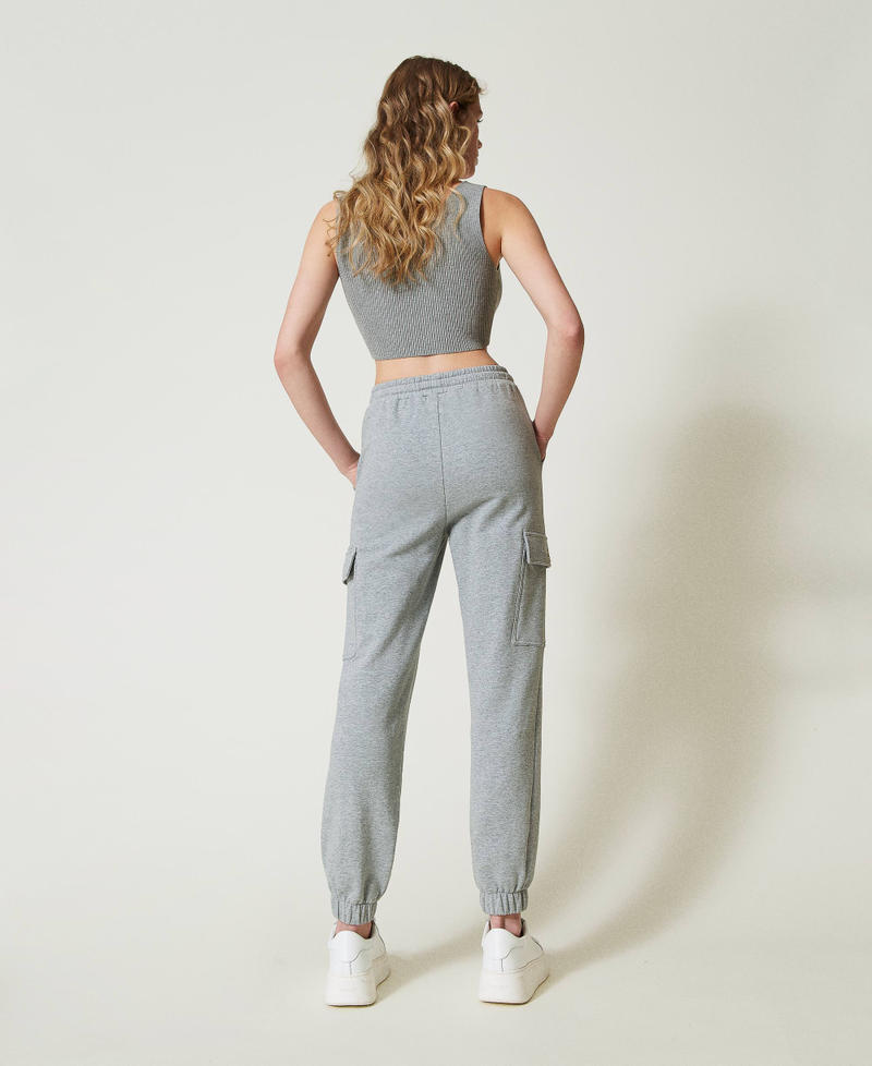 Scee by twin set Pantaloni joggers in felpa con Oval T Offerta Giorno del Papà
