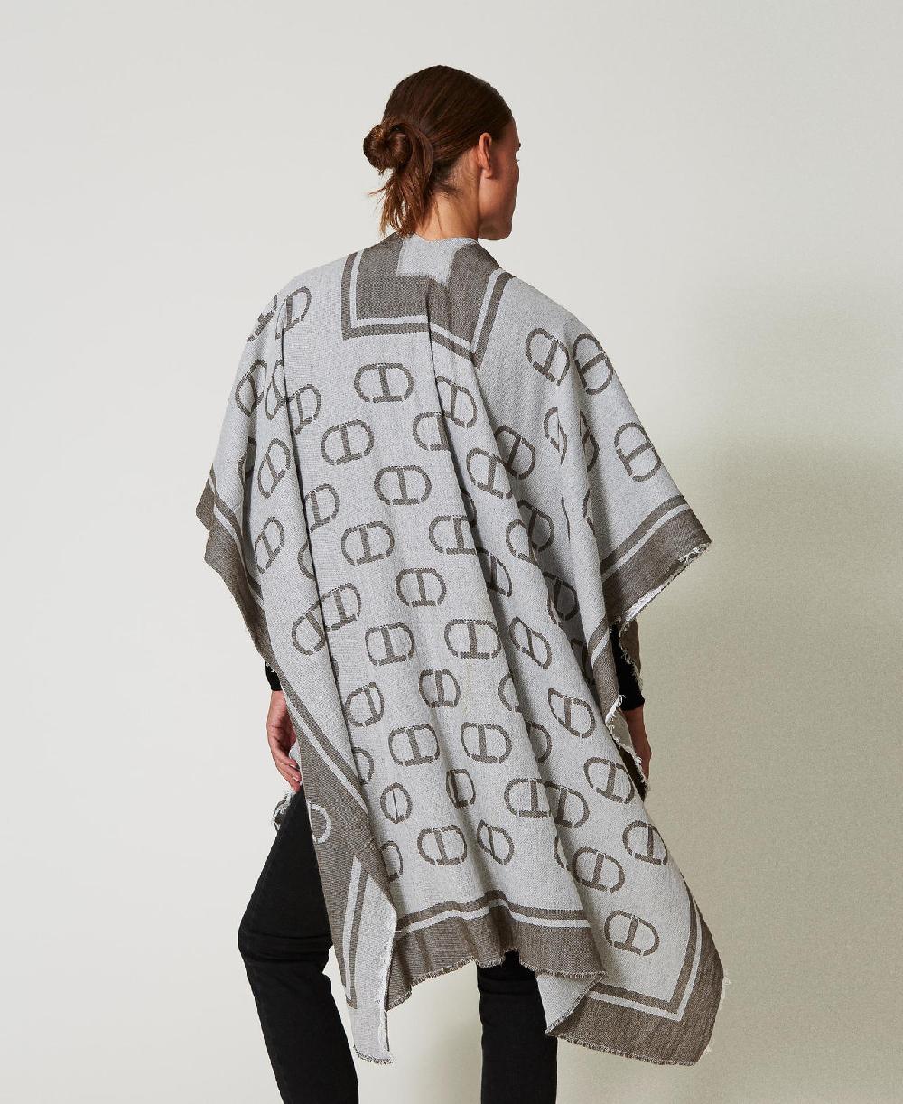 Scee by twin set Poncho jacquard con Oval T Nuovi prodotti