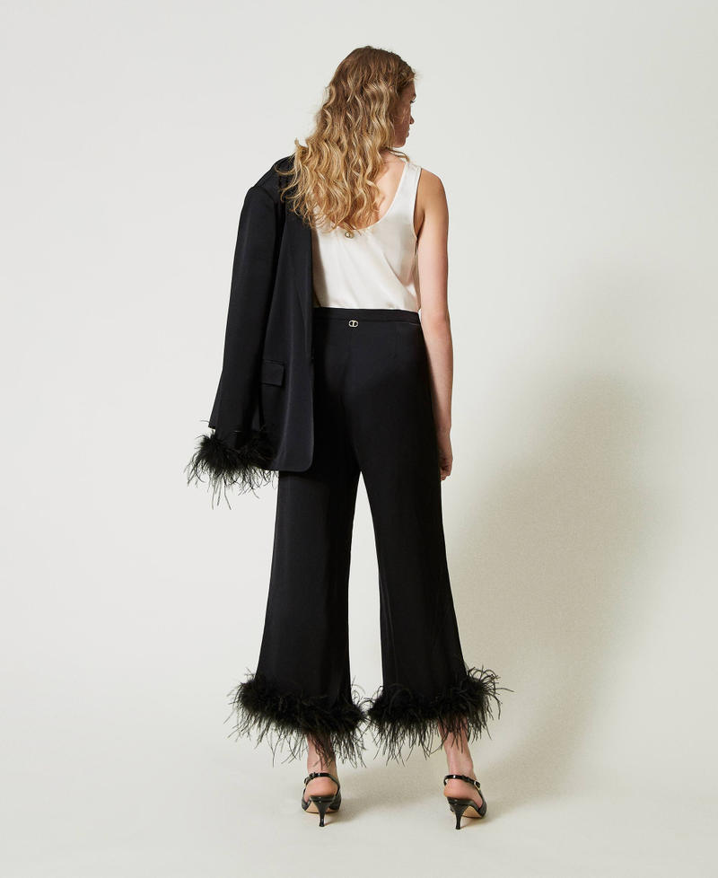 Scee by twin set Pantaloni in raso con piume Promozione temporanea