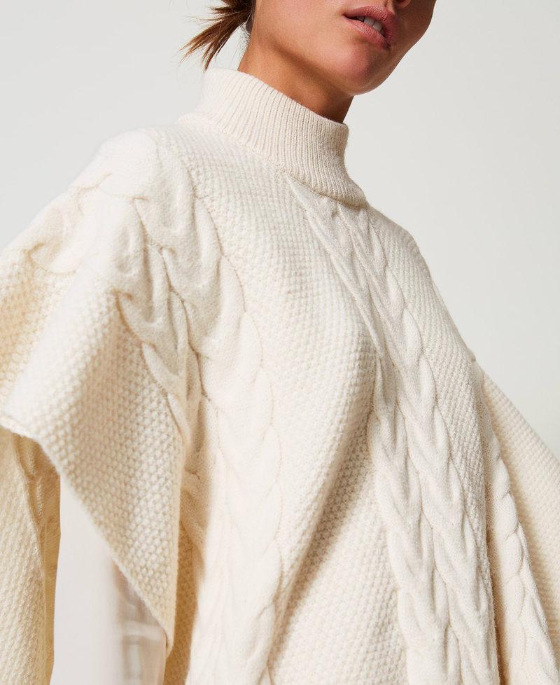 Scee by twin set Poncho in maglia con trecce Vendita Calda