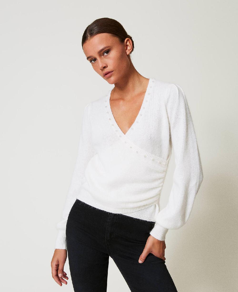 Scee by twin set Maglia in misto angora con perle Offerta San Valentino