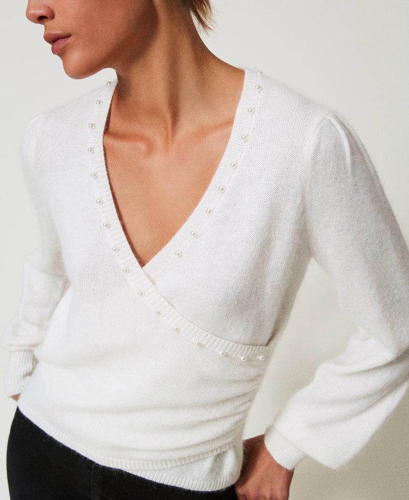 Scee by twin set Maglia in misto angora con perle Offerta San Valentino